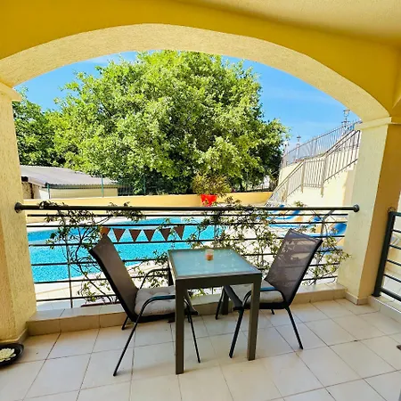 Glücks-griff Im Bečići Sunset, B1l1 Apartment Budva